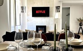 Domus Traiano - Port Apartment